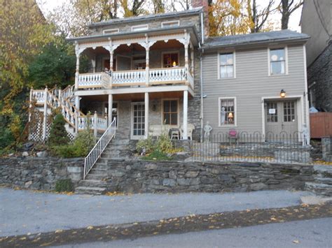 Towns inn hotel west virginia - 179 High Street, Po Box 1412 , Harpers Ferry, West Virginia 25425. 855-516-1090. Reserve. Outstanding value on upcoming dates. Photos & Overview. Amenities. Map & …
